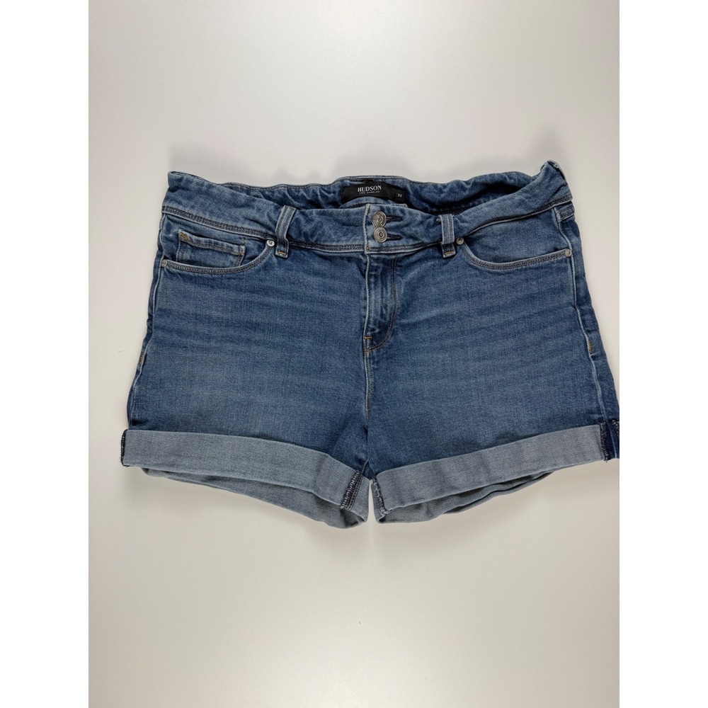 Hudson‎ Los Angeles Blue Denim Cuffed Shorts Flap Pockets Size 32 Medium Wash